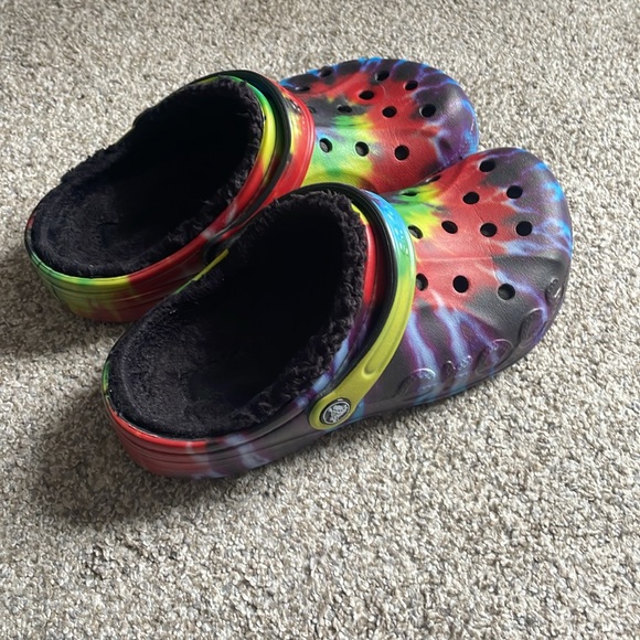 Multi-Colored Crocs Bundle - Picture 8 of 10